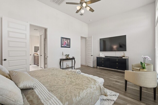 Building Photo - 28942 Woods Rose Ct