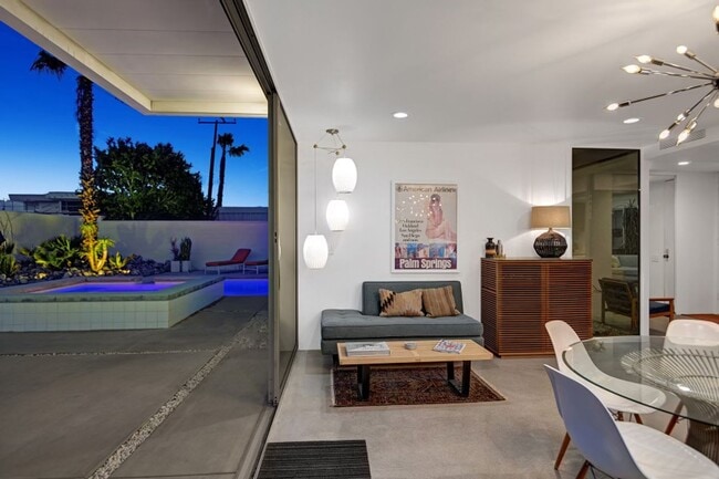 Building Photo - Mid-Century Steel Oasis in Palm Springs (Monthly Only - No Long Term)