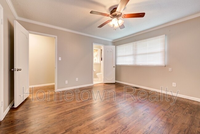 Building Photo - 2622 NW 42nd St