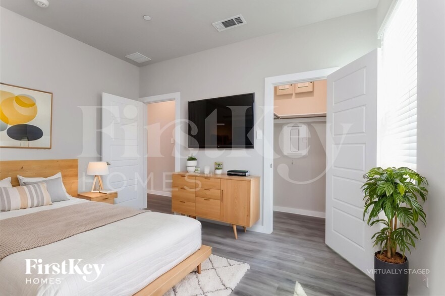 Building Photo - 18412 Idyllic Aly