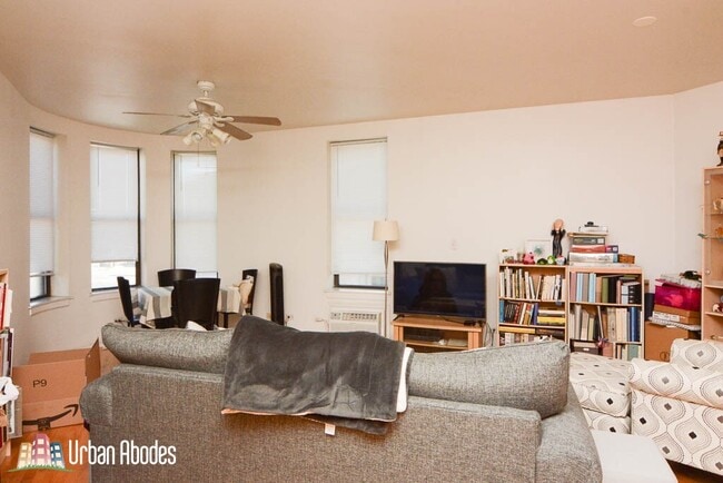 Building Photo - 3941 N Monticello Ave