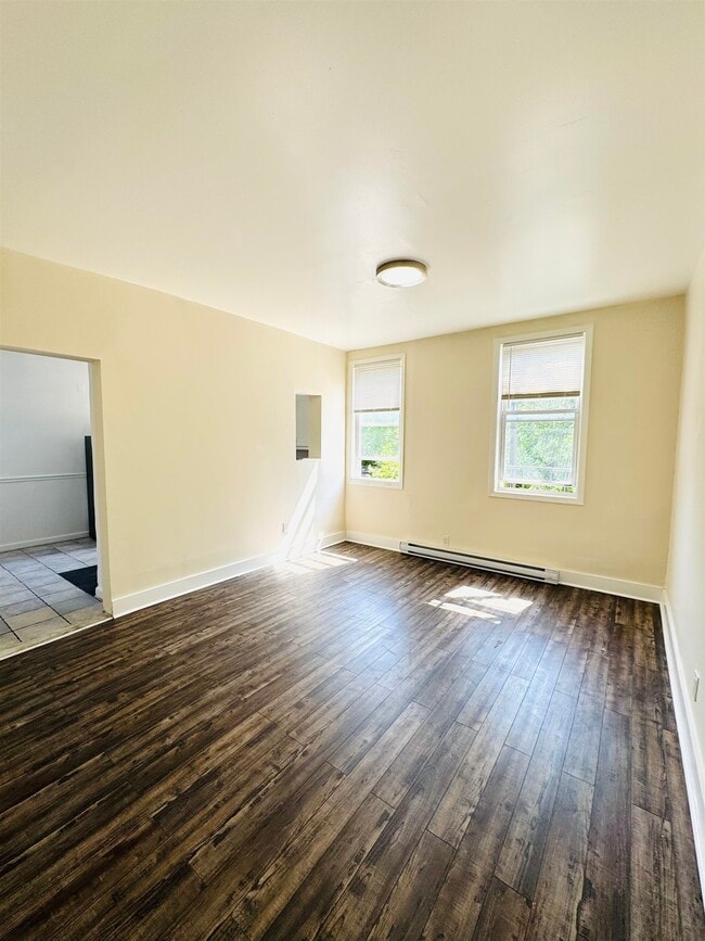 Building Photo - 289 Communipaw Ave