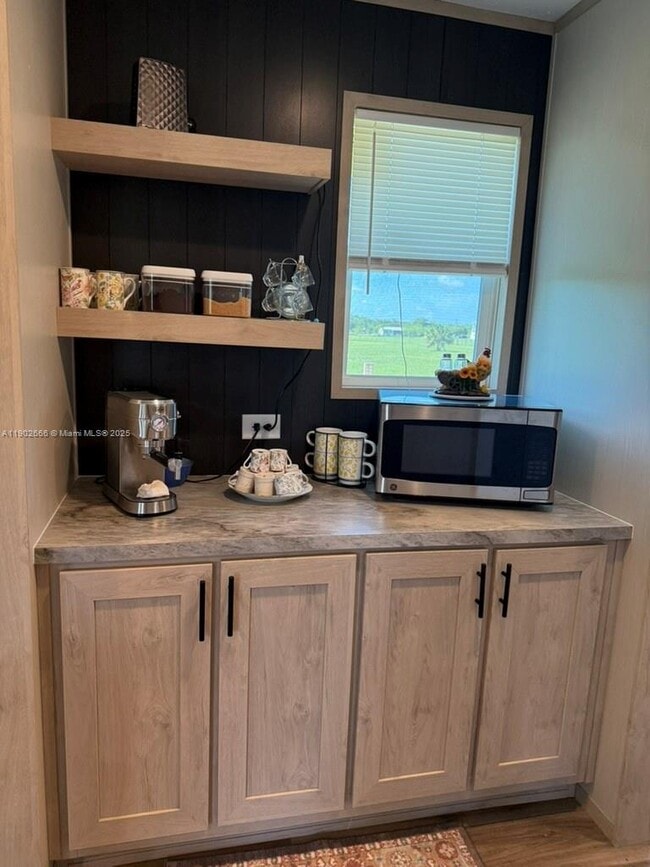 Building Photo - 1250 Homestead Ave