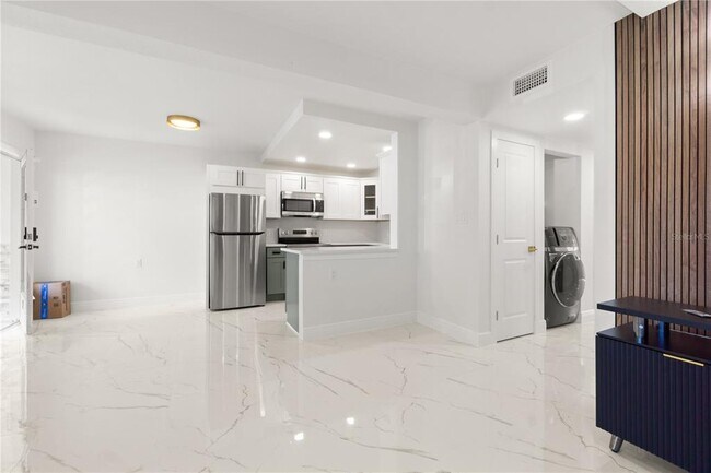 Building Photo - 3675 Gulf Blvd