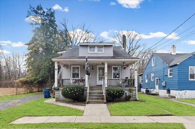 Building Photo - 139 Leona Ave