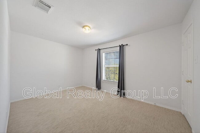 Building Photo - 510 Wildberry Ct