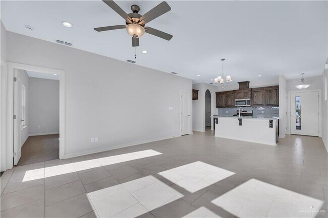 Building Photo - 2402 Augustin Ct