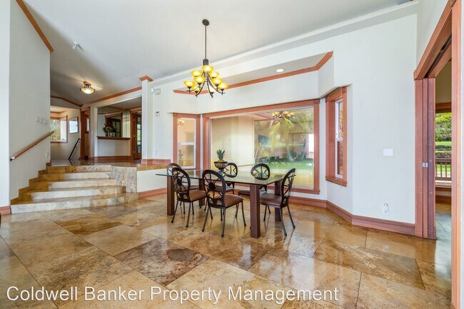 Building Photo - 4 br, 3.5 bath House - 11 Huapala Place (M...