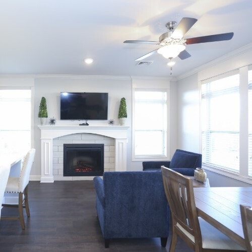 Building Photo - 620 S Oakland Ave