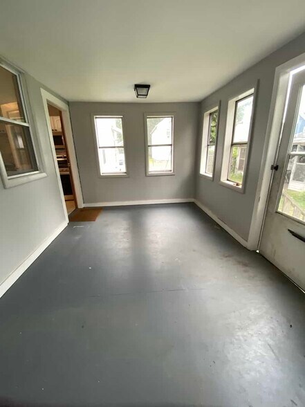 Building Photo - 14 Boylston St