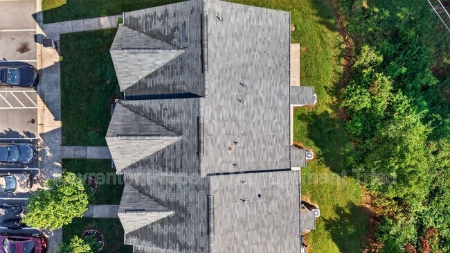 Building Photo - 1168 Brooksridge Way