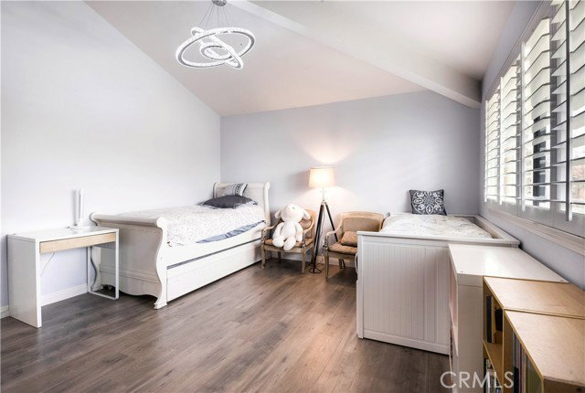 Building Photo - 16 Monterey Ct