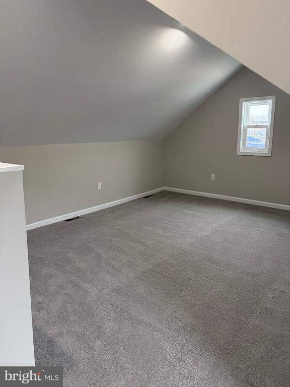 Building Photo - 224 E Main St