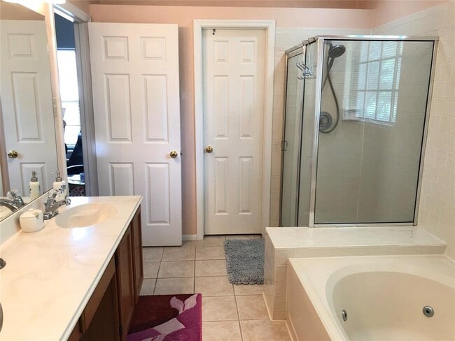 Building Photo - 806 Island Meadow Ct