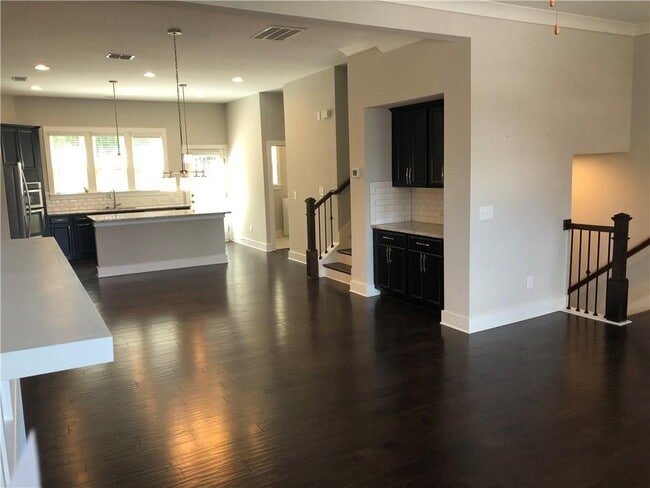 Building Photo - 2184 Haydon Ln