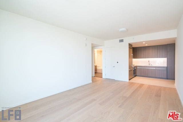 Building Photo - 889 Francisco St