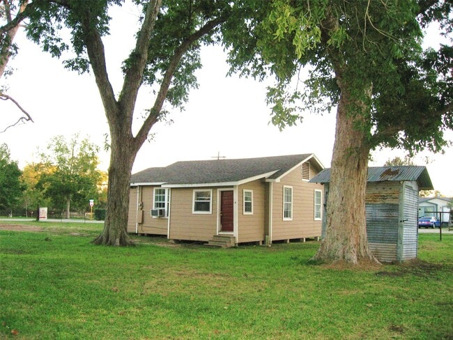 Building Photo - 13679 Wigginsville Rd