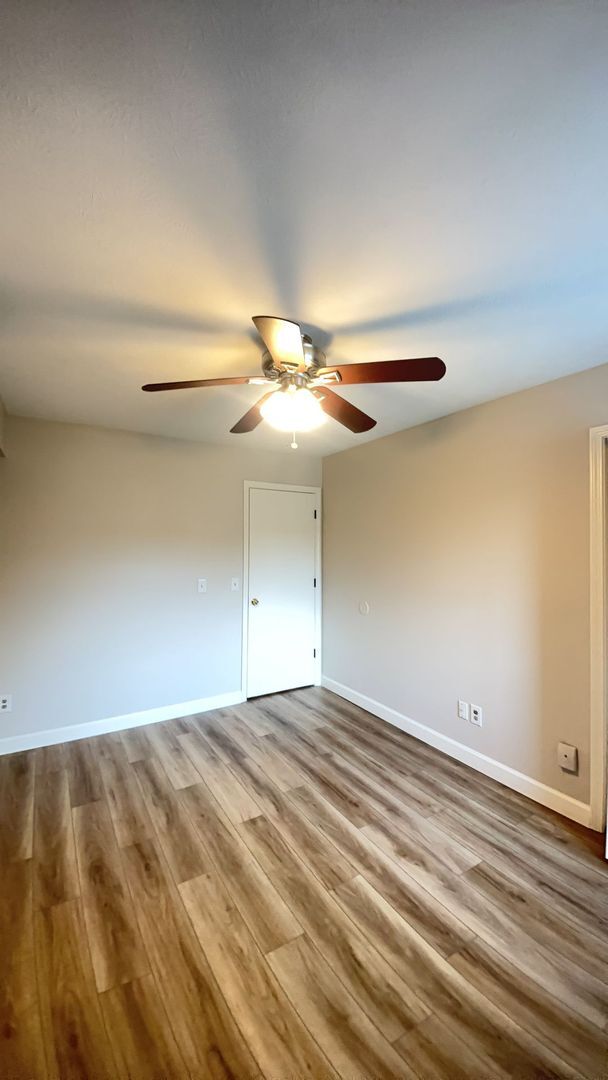 Building Photo - 1034 Blue Ridge Dr