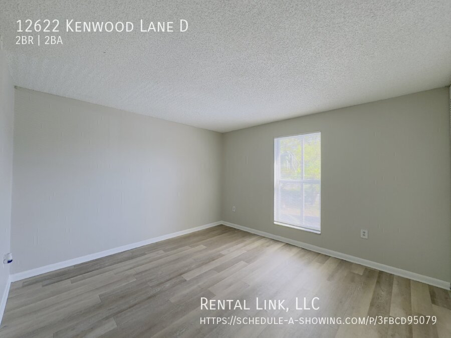 Building Photo - 12622 Kenwood Ln