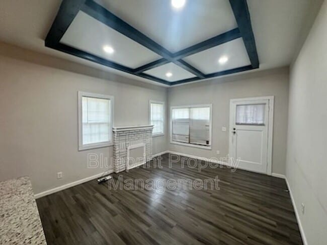 Building Photo - 116 66th St S