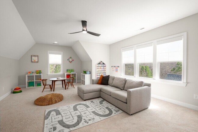 Building Photo - Spacious 4BR Home with Office & Covered Porch in Chapel Ridge