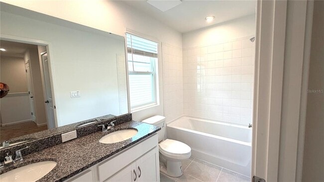 Building Photo - 2947 Camellia Flower St