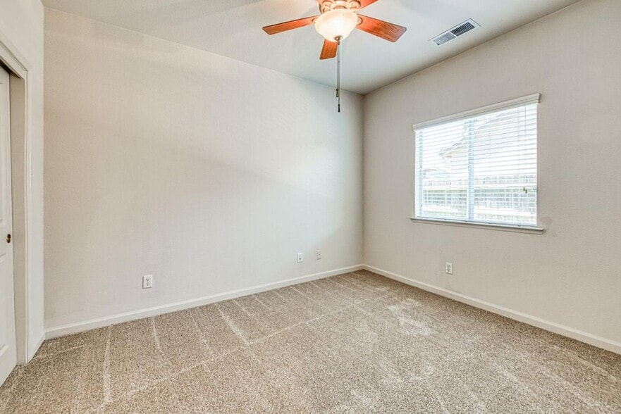 Building Photo - 1138 E Royal Dornoch Ave