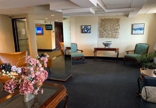 Building Photo - 6515 BOULEVARD