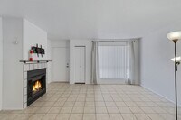 Building Photo - 2/2