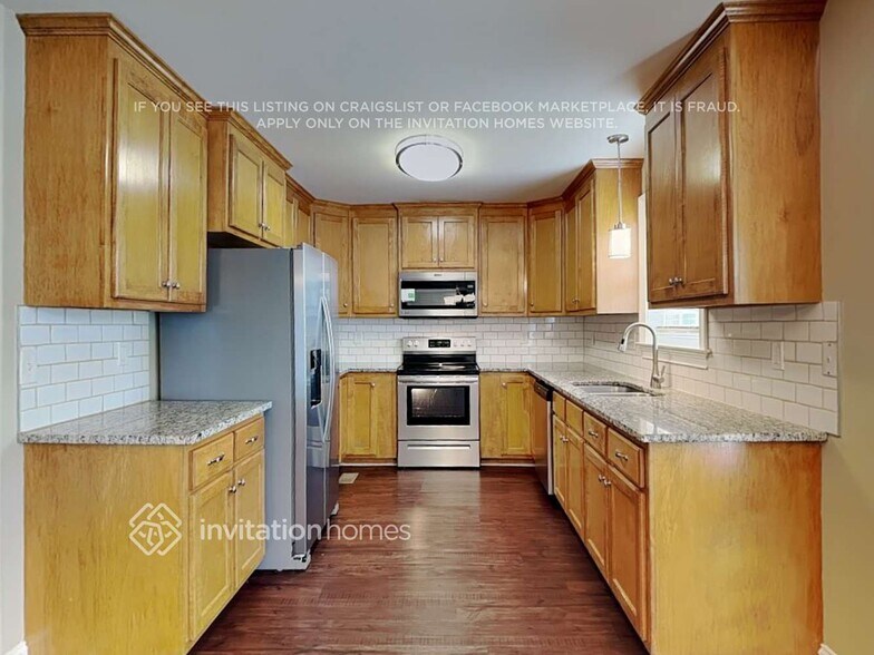 Building Photo - 48 Bergamont Cir