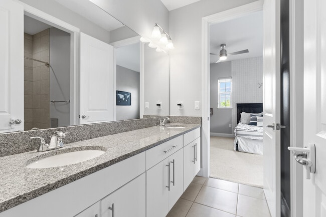 Building Photo - 10414 Angel Oak Ct
