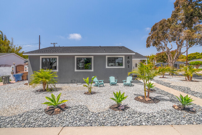 Building Photo - 401 Rancho Dr