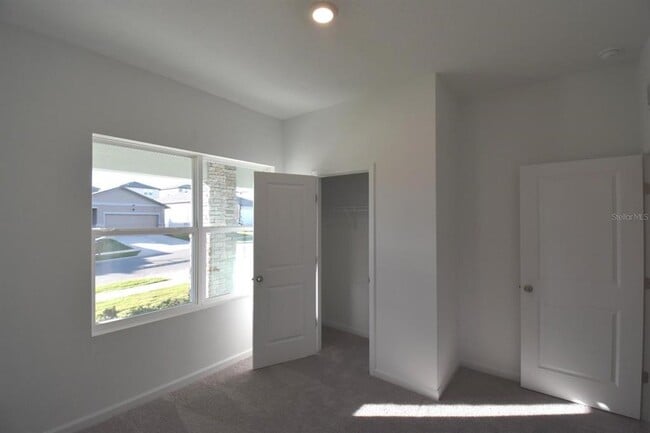 Building Photo - 2090 Gold Dust Dr