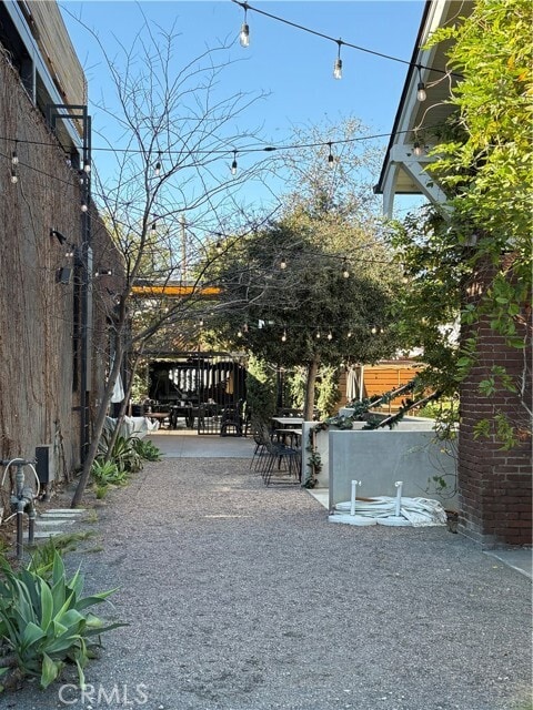 Building Photo - 115 W Valencia Ave