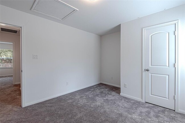 Building Photo - 26688 Pools Creek Dr