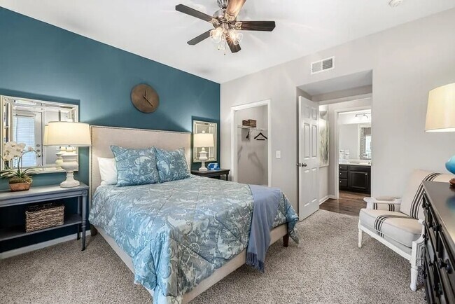Building Photo - Pet-Friendly Comfort with Savings!