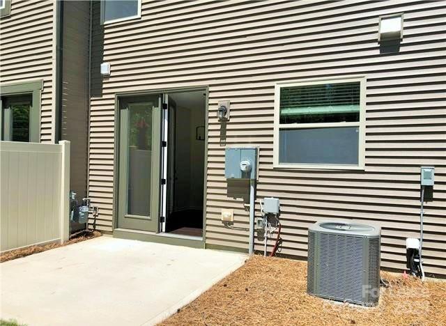 Building Photo - 9453 Glenburn Ln