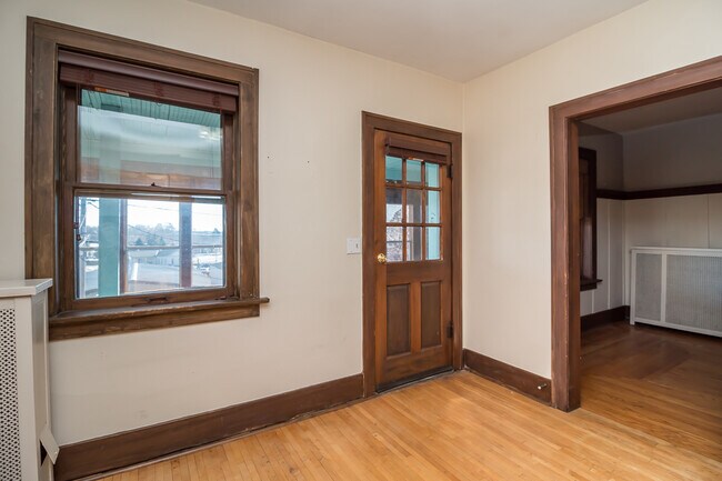 Building Photo - 71 N Williams St