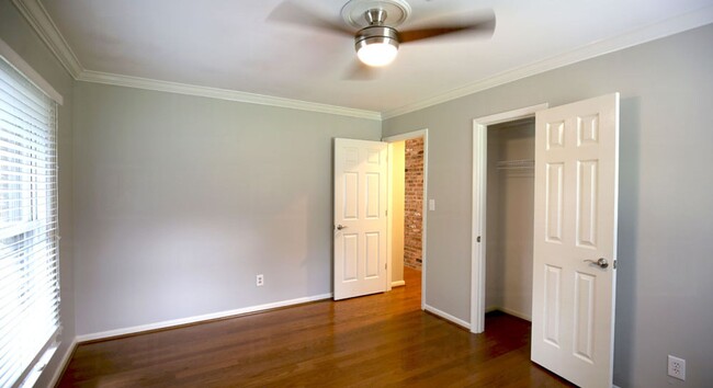 Building Photo - 3 Bedroom 3 Bath Executive Home in Mountai...