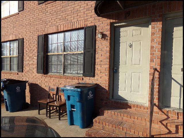 Building Photo - 1809 Reservoir Rd