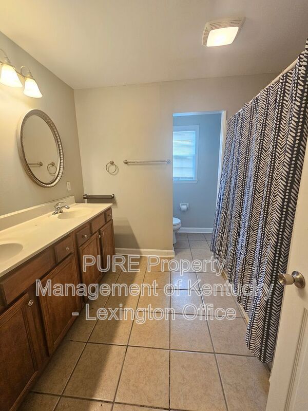 Building Photo - 3190 Yellowstone Parkway B