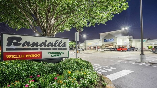 Building Photo - 4223 Lehigh Ave