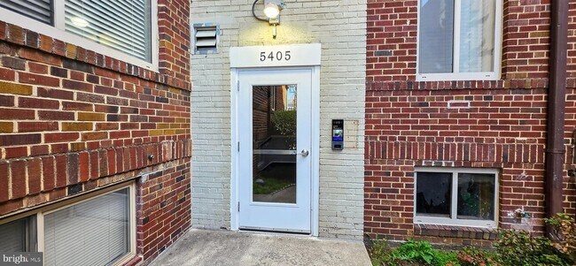 Building Photo - 5407 9th St NW