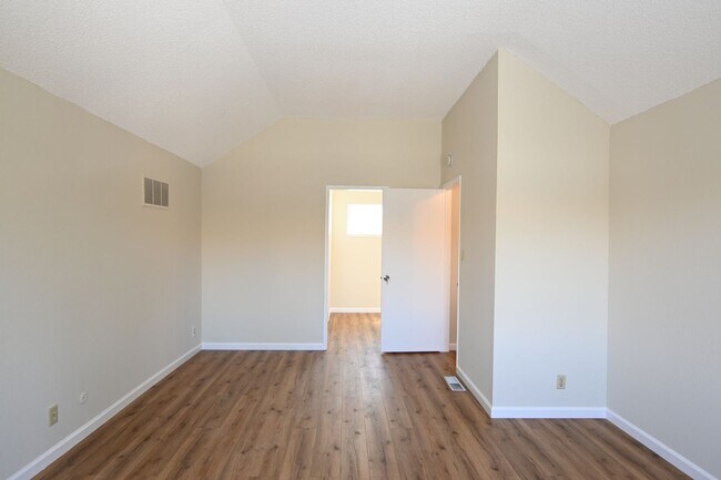 Building Photo - 1181 Casa Marcia Pl