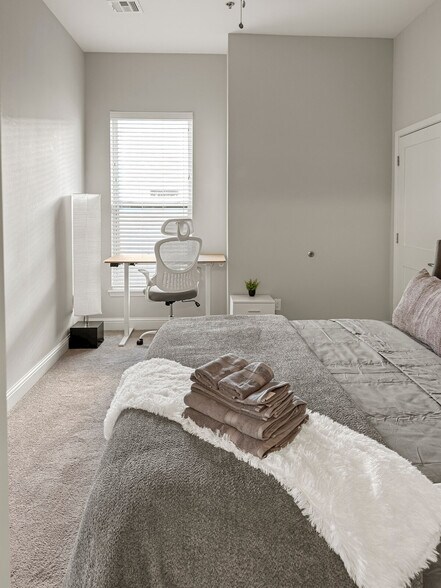 Building Photo - 110 N Boston Ave