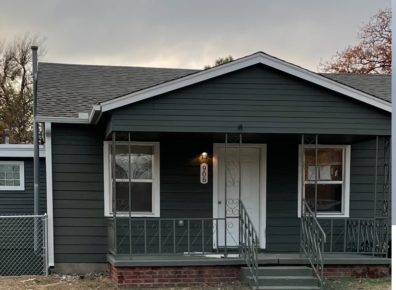 Building Photo - 906 N Garfield Ave