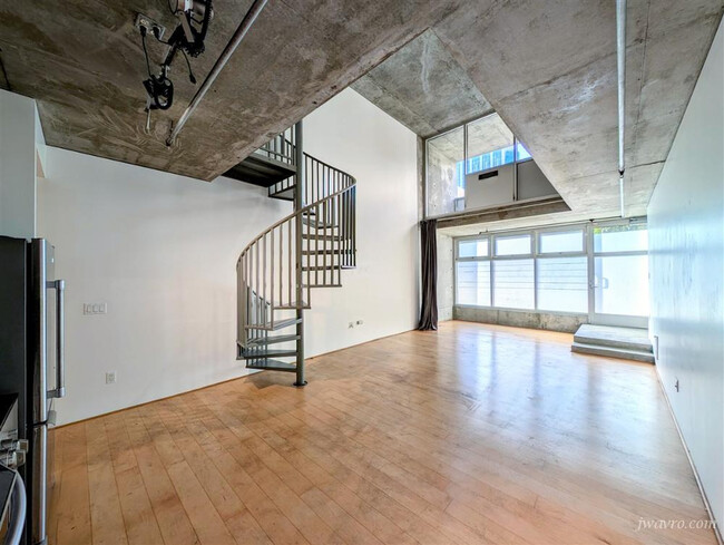 Primary Photo - 855 Folsom St