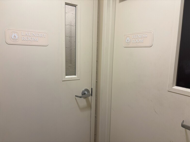 Building Photo - 153 Saint Paul St