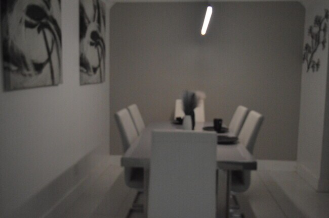 Building Photo - 896 SW 64th Terrace