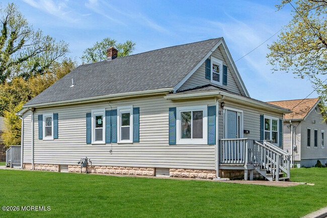 Building Photo - 41 Harding Ave
